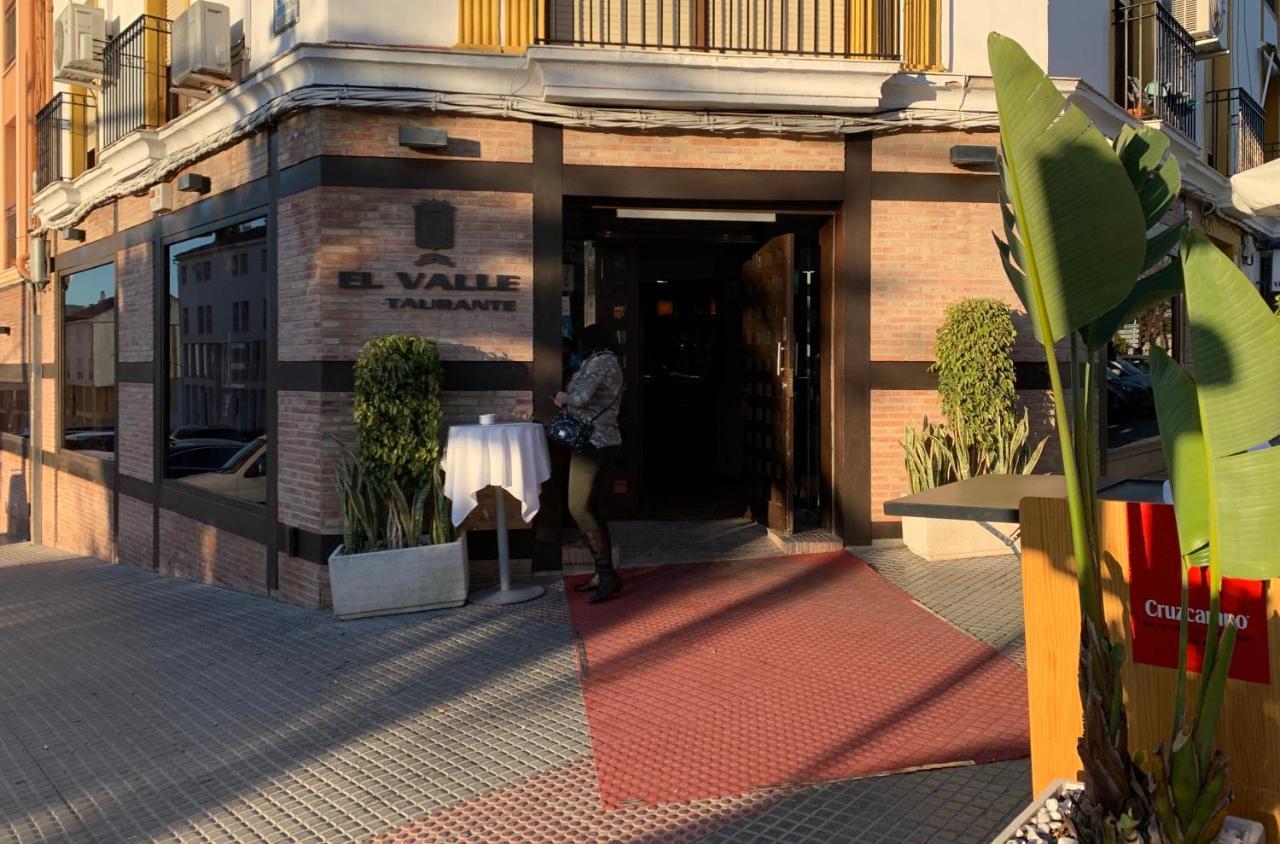 Apartment Lucena Park Parking Gratis Экстерьер фото